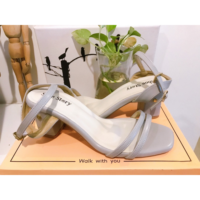 รองเท้าส้นสูง shoe story รุ่น Emily Block Heels ไซส์ 39