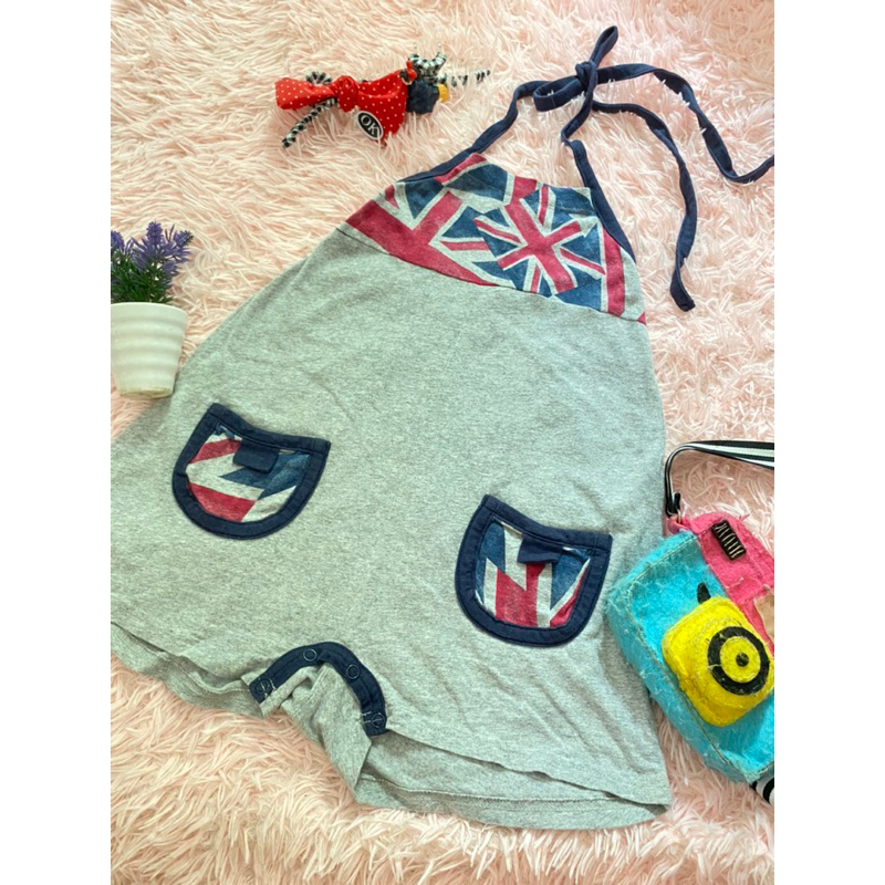 Baby Shelter รอมเปอร์สายผูกคอ แฟชั่นเด็กผู้หญิง สายฝอสุดๆ น่ารักมากค่ะตัวนี้  Size 1-2 Y