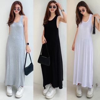 Yunaka เดรสยาวแขนกุดเว้า อก 32-50” เอว 34-52” Korea style Maxi Dress