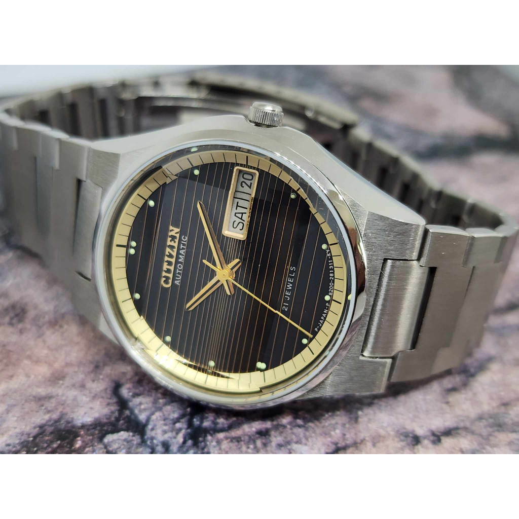 นาฬิกา Citizen automatic สภาพใหม่ จากปี 1970 สภาพสวยมากๆ กระจกเจียรุ่นเก่า หน้าปัดทูโทน