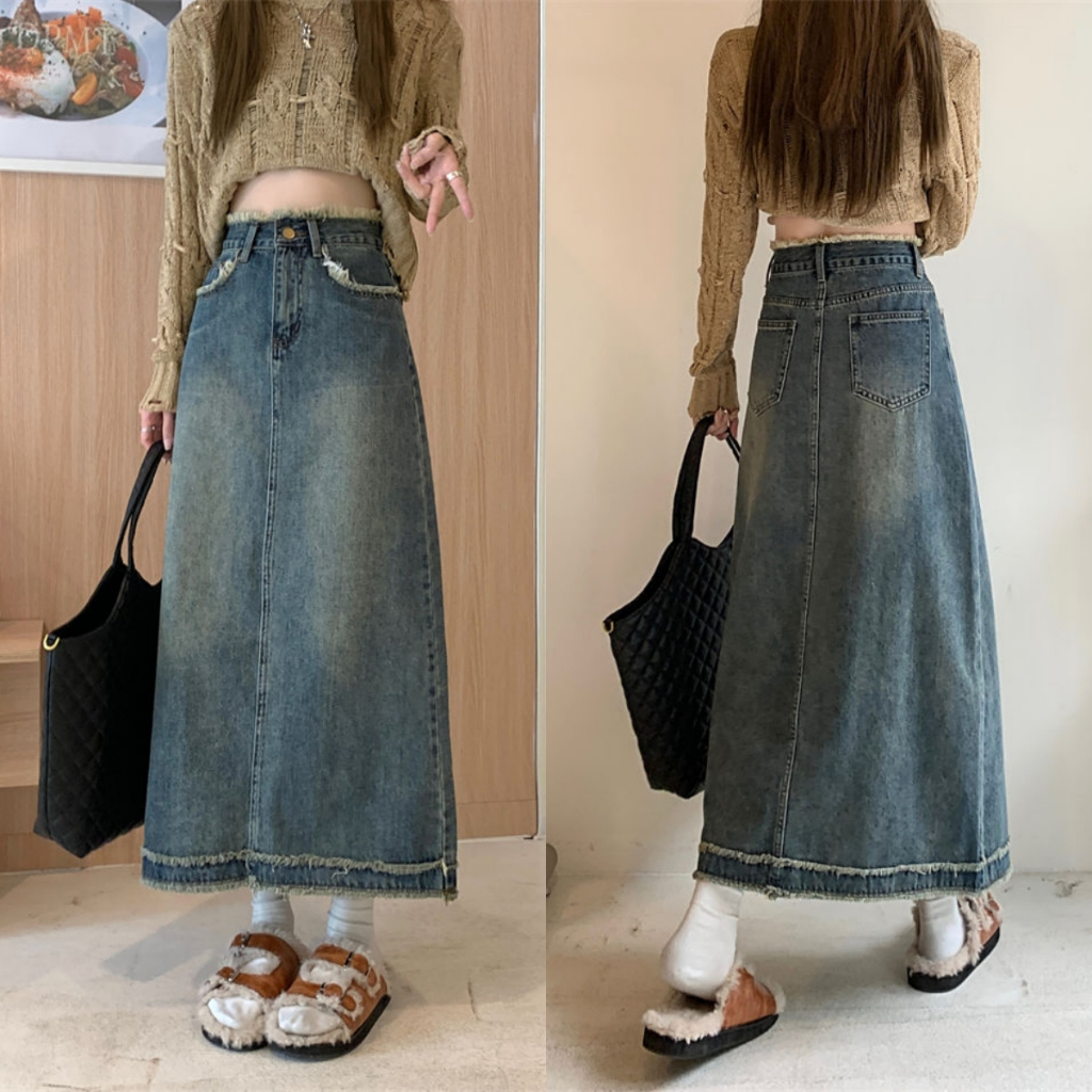 พร้อมส่ง กระโปรงยีนยาว กะโปรงยีนส์เอวสูง กระโปรงยีนส์ทรงเอ การออกแบบขอบและมุม Plush เนื้อผ้านุ่ม กระบอกตรงหลวม สไตล์เกาหลี วินเทจ ดูดีเป็นพิเศษเมื่อสวมใส่