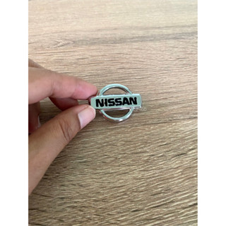 โลโก้ NISSAN โลโก้นิสสัน ขนาด 4.3cm.x3cm. ราคาต่อชิ้น