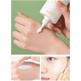 ครีมกันแดด ครีมกันแดดหน้า โลชั่นกันแดด Sunscreen SPF50+pa+++ UV ครีมปกป้องผิว 50ml ซึมไว ไม่มัน