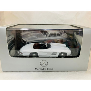 300 SL toy car model scale 1:43 classic vintage alloy cast iron car white