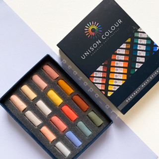 เซตสีชอล์คพาสเทล Unison Colour เซต 16 สี Portrait Set