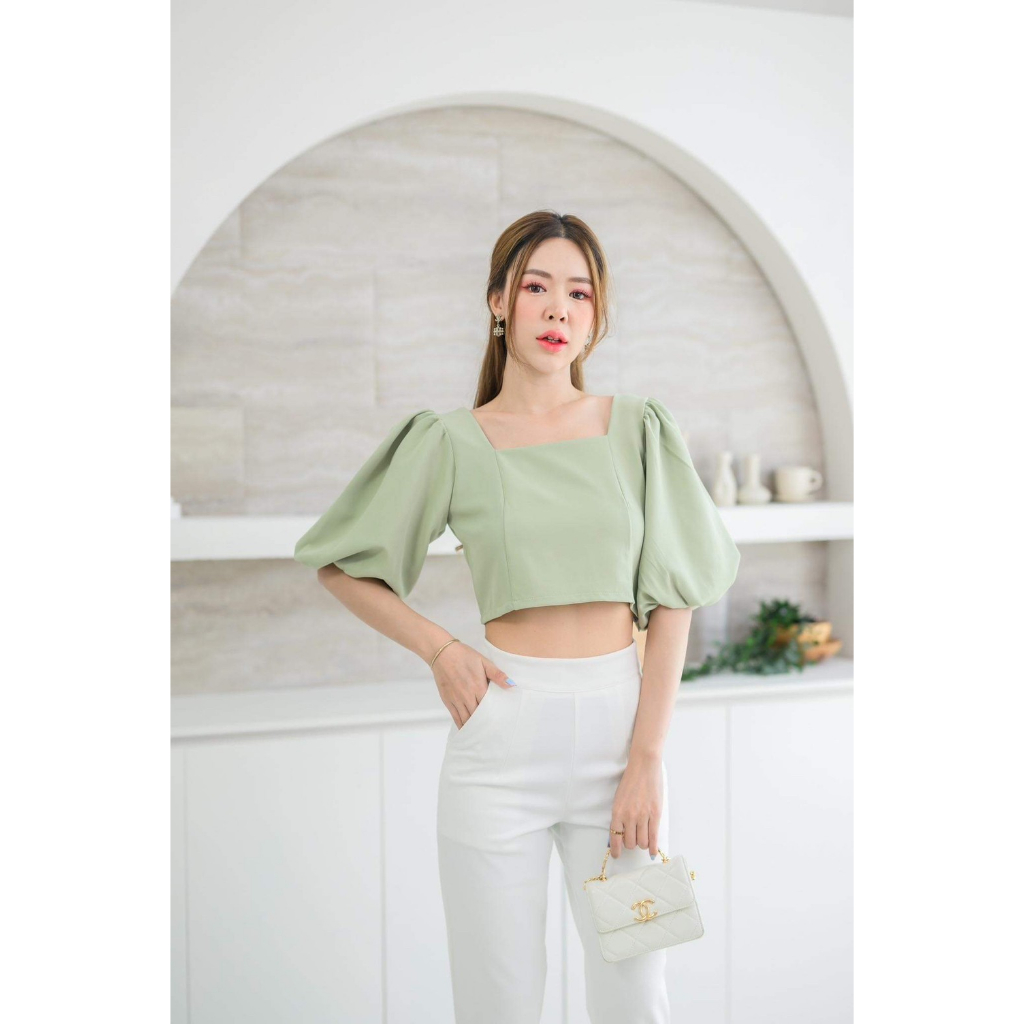 P35/โล๊ะสตอคเพียง80บาทจากราคา250 เสื้อครอปผู้หญิงแขนบอลลูนคอเหลี่ยมซิปข้าง
