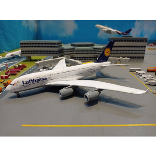 Phoenix Model [P4522] 1:400 Lufthansa A380 D-AIMA