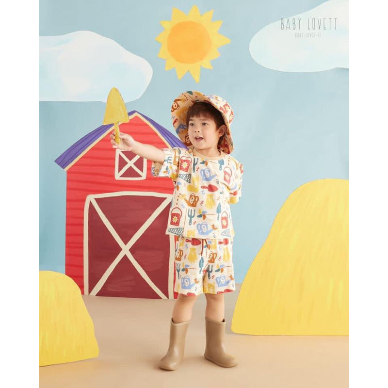 Baby Lovett : 21 Hay Day - Top and Shorts