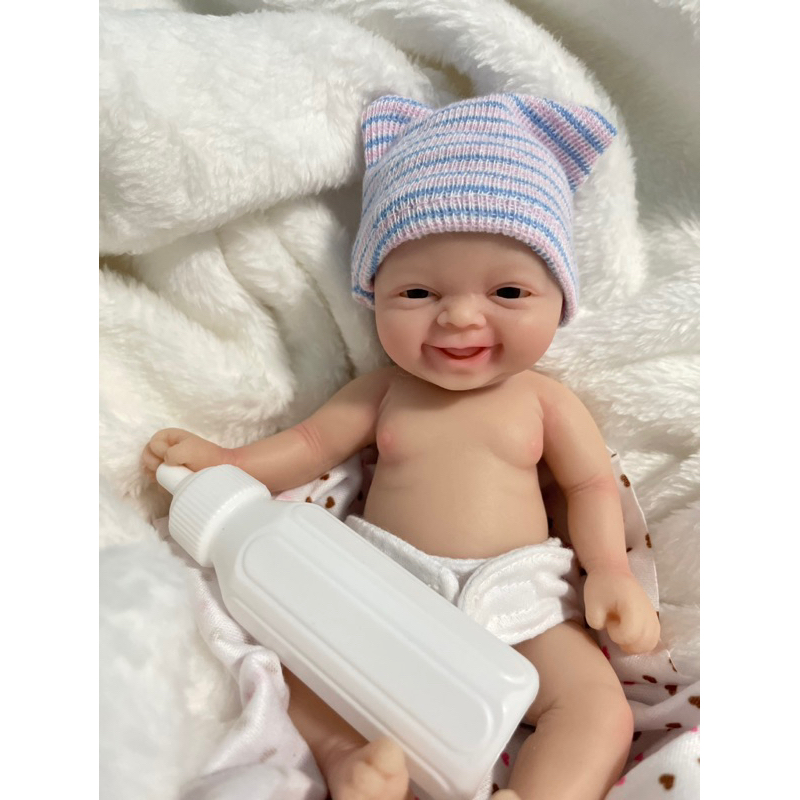 [Pre-Order] Reborn baby ตุ๊กตาทารก “Noah” ซิลิโคนทั้งตัว 7 inch