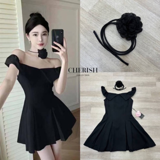 Code : M8 Cherish ชุดเดรสสั้นปาดไหล่ชายกระโปรงจับจีบผ้าคอตตอน สีดำ มาพร้อมสายโชคเกอร์ที่คอ สำหรับผู้หญิง ไซส์ Xs-L