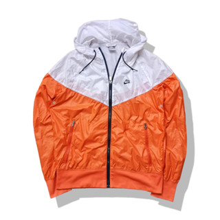 Nike Hooded Jacket รอบอก 42”