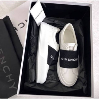 ✅ รองเท้าSneaker Givenchy รุ่นฮิต ของแท้100% ลองสวมครั้งเดียว