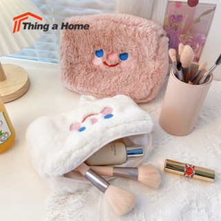 Thing a Home กระเป๋าเครื่องสําอาง กระเป๋าใส่เครื่องเขียน ผ้ากํามะหยี่ขนนุ่ม ปักลายน่ารักสุดคิวท์ สําหรับผู้หญิง