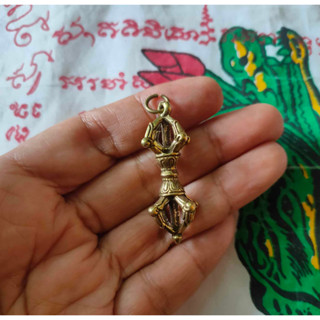 จี้วัชระ อาวุธเทพ จี้ทองเหลือง เครื่องราง ทองเหลือง Amulet