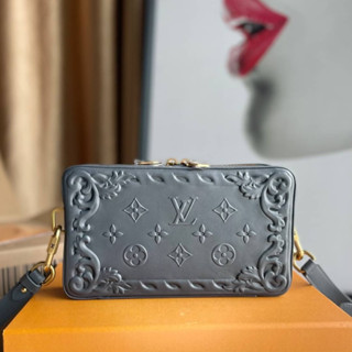กระเป๋าสะพายข้างผู้ชาย NEW LOUIS VUITTON SAC PLAT ORNAMENT CAPSULE(capsule) COLLECTION  LIMITED