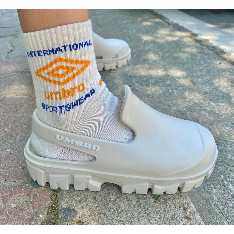 ♡พร้อมส่งไทย♡ รองเท้า Umbro Topi Korea 2024 ของแท้100 % นุ่ม เบา ใส่สบายมาก