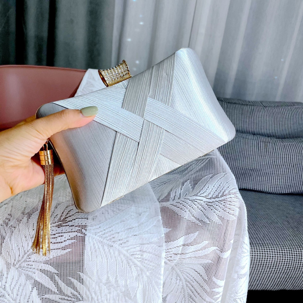กระเป๋าออกงาน กระเป๋าclutch เป็นผ้าไหม