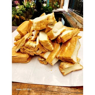 ขนมปังแผ่นชนิดมีขอบ 1 กิโล (สำหรับตกปลา ให้อาหารปลา) แบรนด์ดัง ใช้เกี่ยวเบ็ดได้ดี (ลูกค้าอ่านรายละเอียดก่อนสั่งนะคะ)