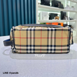 [ของแท้💯] Burberry House Check Nylon Travel Pouch