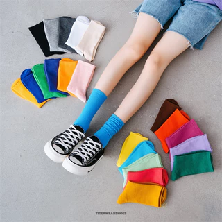 ถุงเท้าสีพื้น ถุงเท้าข้อยาว มีให้เลือกกว่า40สี ใส่ได้ทั้งชายและหญิง ยาวครึ่งแข้ง