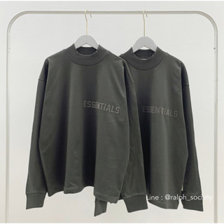 Essentials Long sleeve t-shirt ((สี Off black)