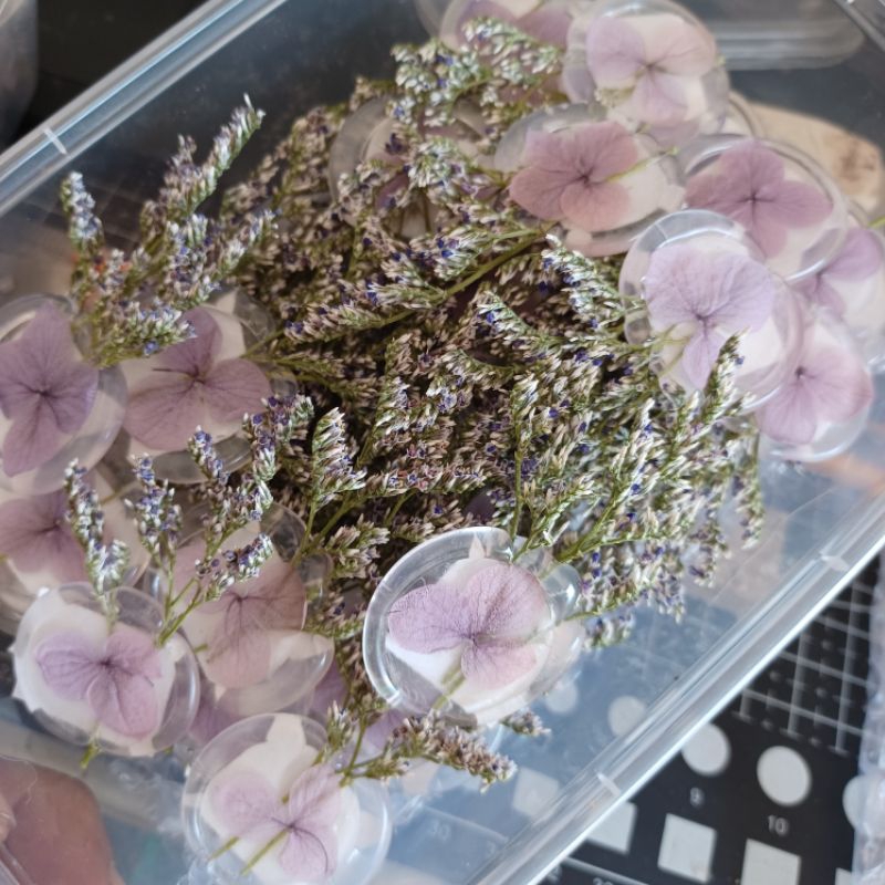 ตราประทับครั่งแบบสำเร็จ สีใส ประดับดอกไฮเดรนเยีย และกิ่งแคสเปีย 5 ชิ้น 30 บาท - รูปที่ 5