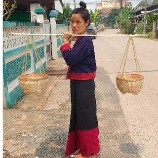 ชุดหาบเงินหาบทองสำหรับงานพิธีต่าง ใช้หาบได้จริง จะได้รับ กระบุง2+ไม้คาน1**สินค้าผู้สุงอายุ**