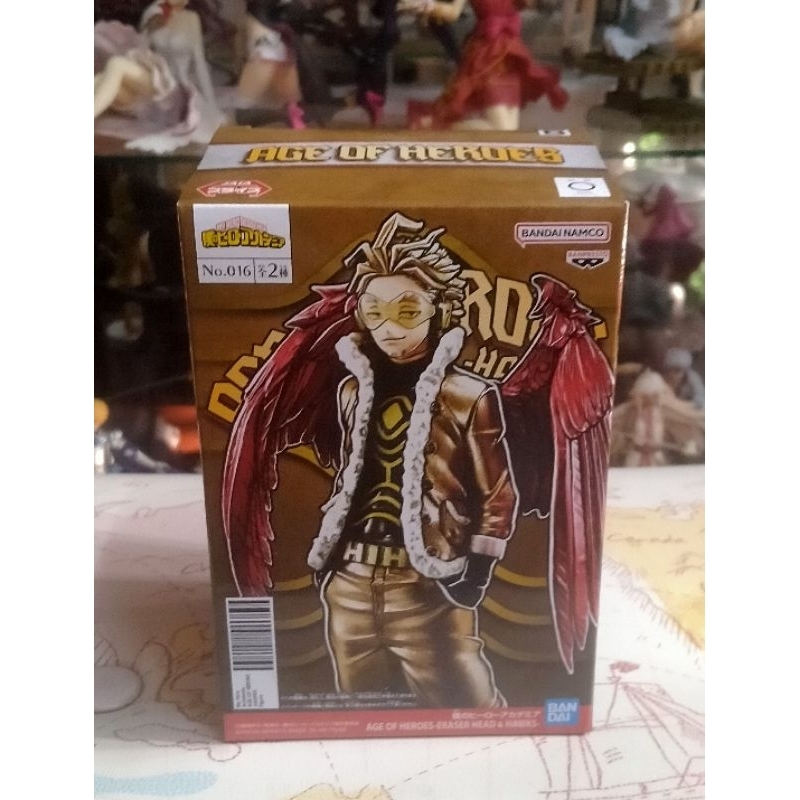 My Hero academia Age of heroes Hawks figure.