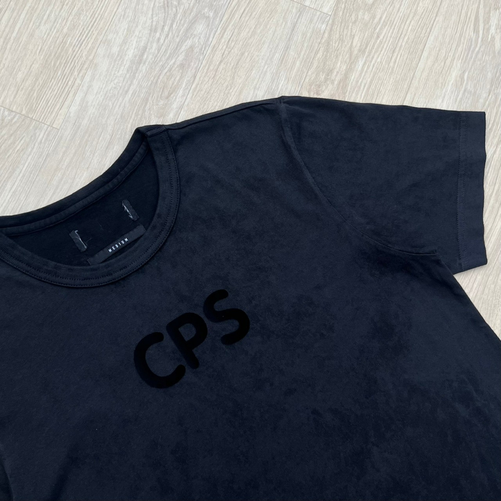 CPS-CHAPS งานผ้าฟอกเซอร์ ๆ  เสื้อยืดคอกลมชาย. CPS ของแท้ 10000%.  ราคาถูกกว่าป้าย 60%  เซลล์ตาแตกจรัา