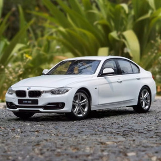 โมเดลรถเหล็ก  BMW Series 3 (335i) สเกล 1:18