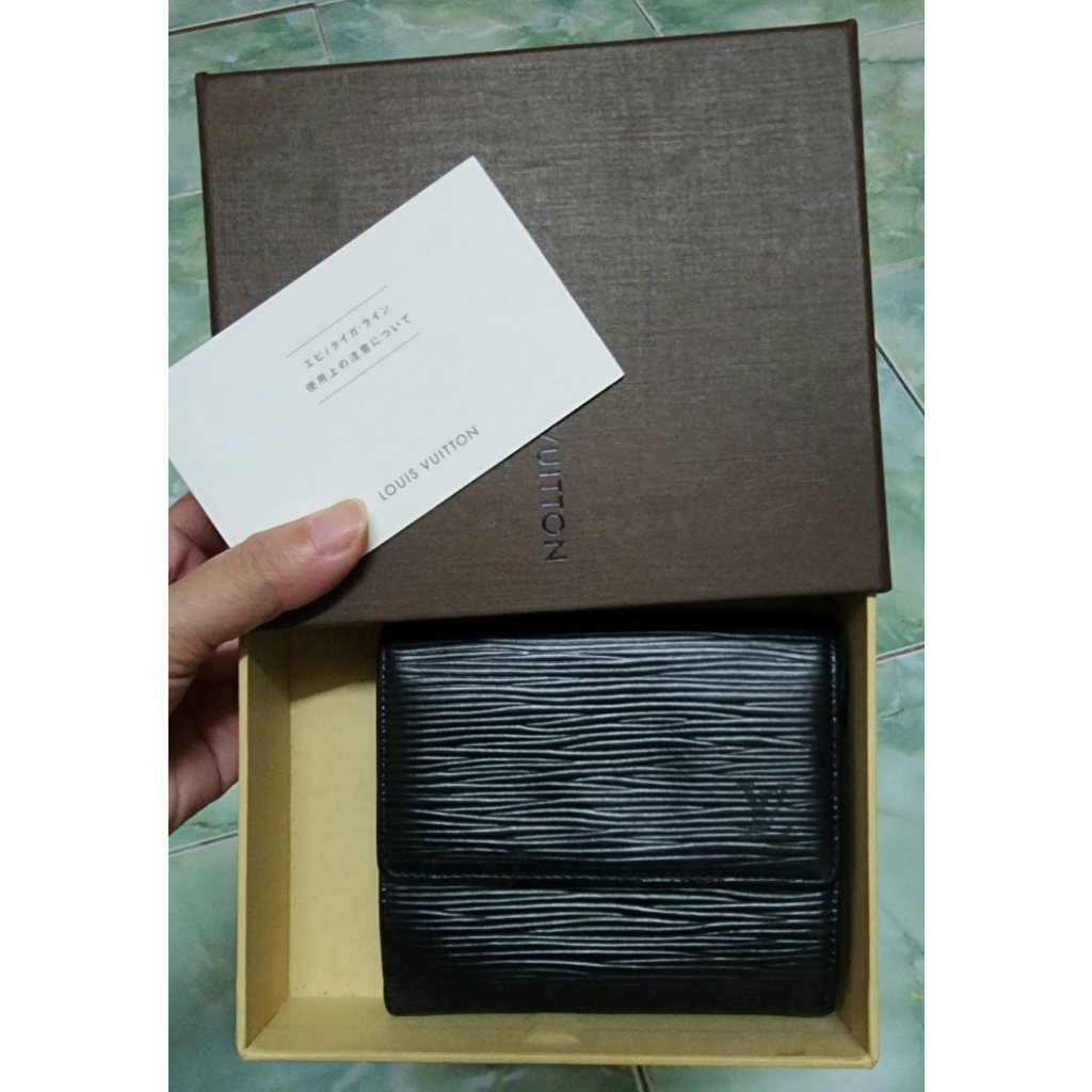 ❌ขายแล้วค่ะ❌กระเป๋าสตางค์ lv 3 พับ แท้💯