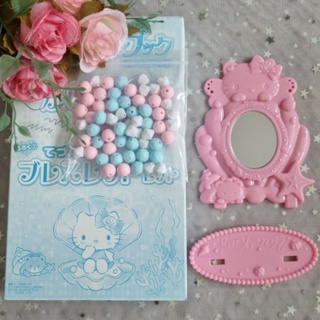 ของใหม่ เซ็ทกระจก kitty พร้อมฐานและสร้อยข้อมือ Sanrio Japan สำหรับคุณหนูๆ