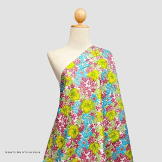 FLORAL DESIGN PRINTED THAI SILK FABRIC - ผ้าไหมไทยแท้ พิมพ์ลาย ลวดลาย ดอกไม้