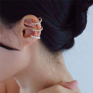 Jolie✨ | Three-layer pearl ear clip ต่างหูหนีบ ต่างหูเกาะ