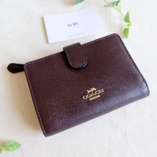 แท้ ตำหนิเบา มือหนึ่ง ขายขาดทุน MEDIUM CORNER ZIP WALLET (COACH F11484) #F11484