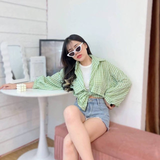 🤩🤩Oversize Shirt🤩🤩 🔥In stock🔥Colorful shirt🌈 เชิ้ตคอรปลายสก็อต oversized เนื้อผ้านุ่มลื่น   แมทช์ง่าย กระดุมหน้าทรงสวยมา