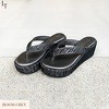 Mindy รุ่น 8136  [สูง2นิ้ว]  [พร้อมส่ง] รองเท้าแตะ