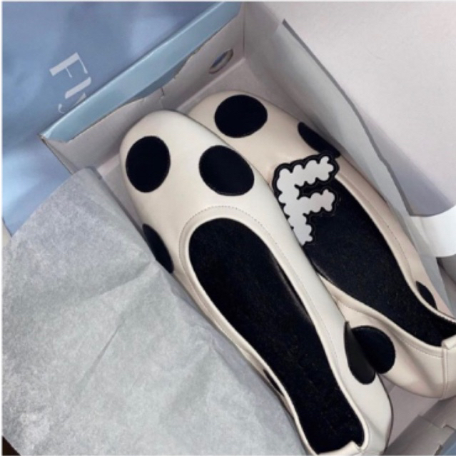 Flynn - Ballet Flats Room Service Collection รองเท้าคัทชู นุ่มม (polka dot shoes, รองเท้าลายจุด)