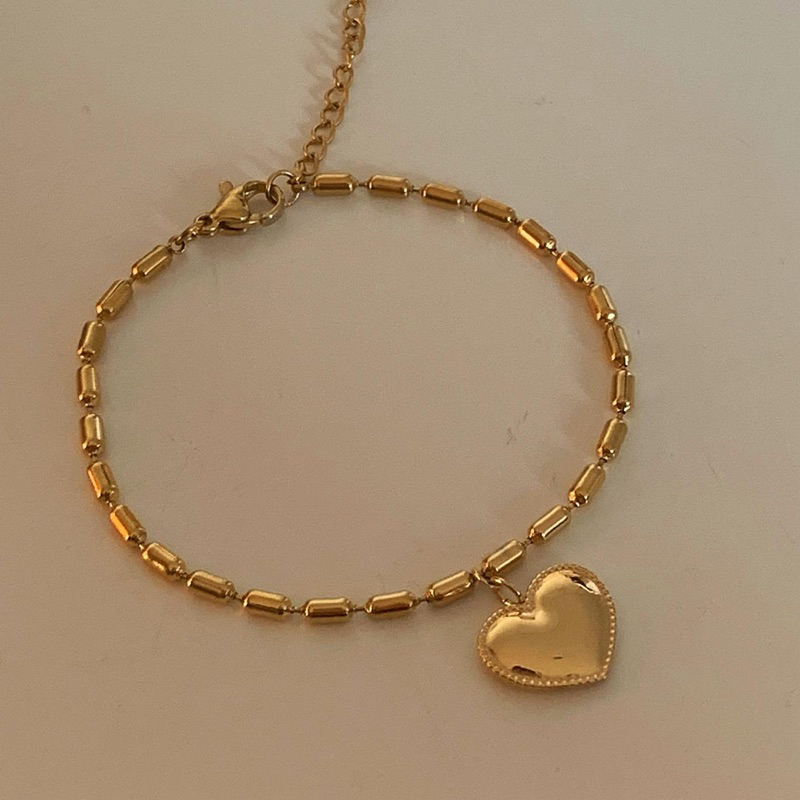 HER OBJECTIVE_HER HEART PENDANT ON BEADED CHAIN BRACELET