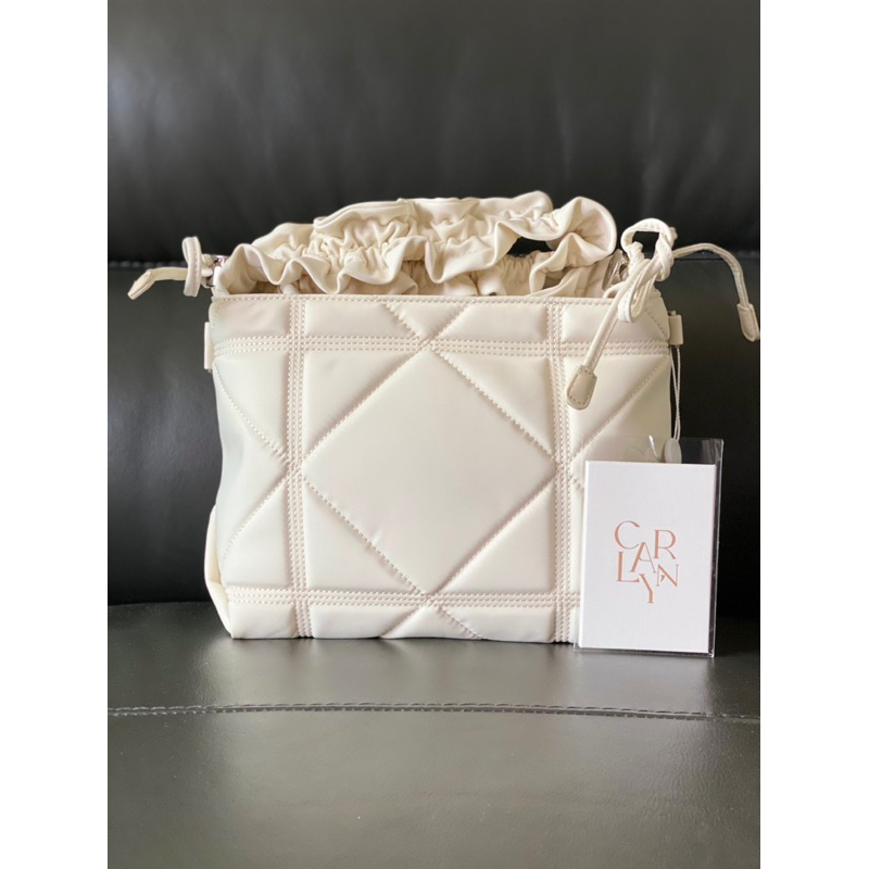 Carlyn พร้อมส่ง Reeve Mini Butter ของแท้ 100%