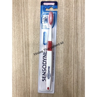 แปรงสีฟัน SENSODYNE รุ่น Sensitive แปรงสีฟันชนิดขนแปรงนุ่มพิเศษทำจากไนลอนปลายรูปโดม ด้ามแปรงทำจากพลาสติกมีที่จับกันลื่น