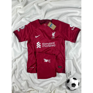 ชุดบอล Liv. (Red, Player Grade) เสื้อบอลและกางเกงบอลผู้ชาย ปี 2022-2023