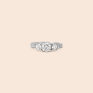 GEMMAPIECE แหวน Princess Diamond Ring