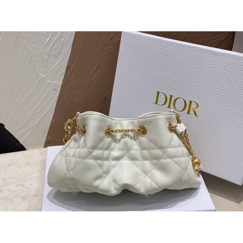 กระเป๋าแบรนด์เนม 🔥🔥พร้อมส่งNew Dior SMALL DIOR AMMI BAG เทพ