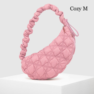 พร้อมส่ง แท้ 💯% New Carlyn Cozy bag M ปรับสายได้ COZY H72303010(L) Creram Pink