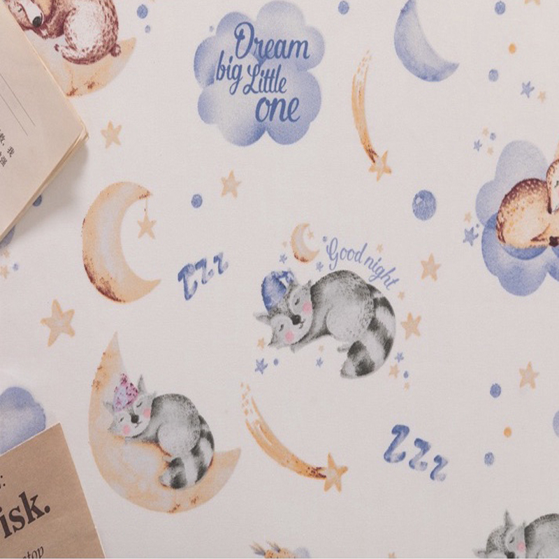 ผ้าคอตตอน 100% ทอทวิล หน้ากว้าง 1.60 เมตร พิมพ์ลายดอกไม้ ตัดขายเป็นเมตร