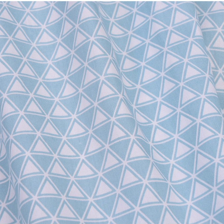 ผ้าคอตตอน 100% ทอทวิล ผ้าเมตร พิมพ์ลายดอกไม้ หน้ากว้าง 1.6 เมตร