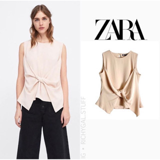 NEW COLLECTION ZARA   เสื้อแขนกุด ดีเทลการตัดเย็บดีมากไร้ที่ติ รุ่น Zara Knitted Top  ดีเทลไขว้หน้า แต่งกระดุมคอด้านหลัง