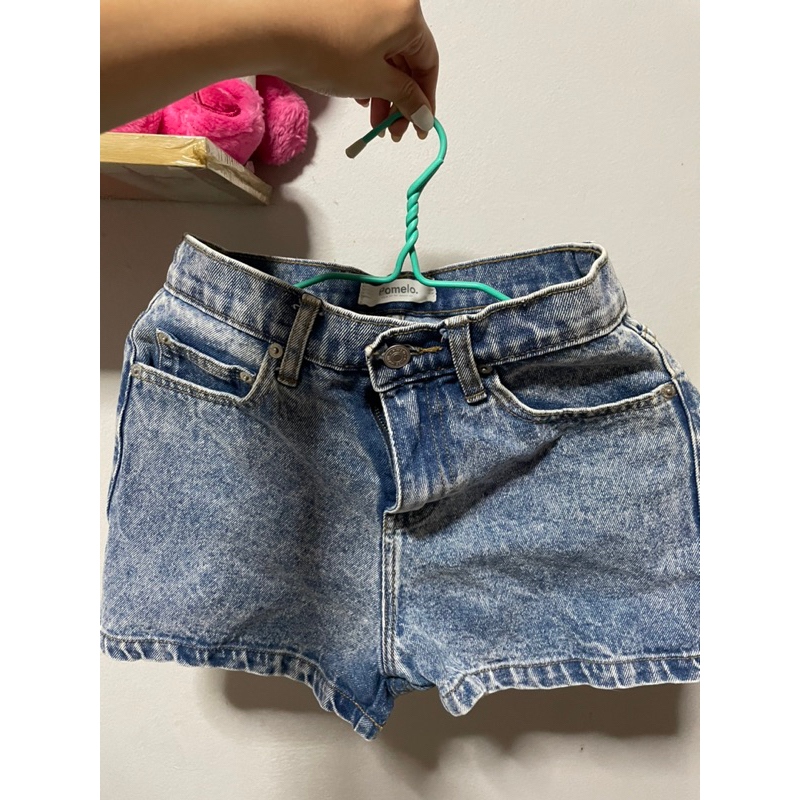 ส่งต่อกางเกงขาสั้นpomelo