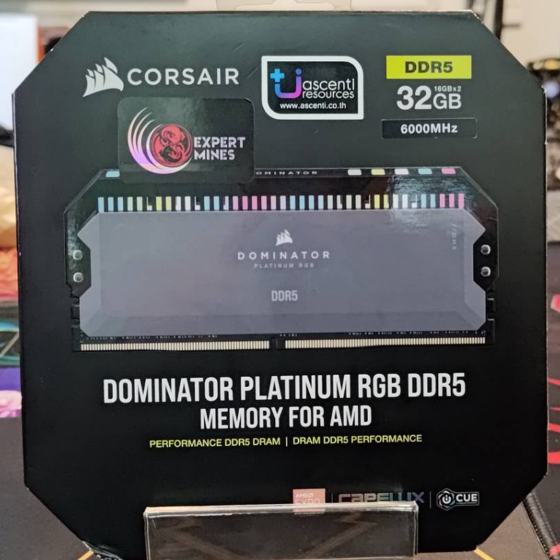 DOMINATOR PLATINUM RGB DDR5 : CMT32GX5M2X6200C36 : BLACK